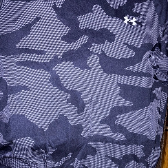 Under Armour Men's Blue, Black, and Gray shirt bundle of 4 sz xxl - Picture 2 of 5